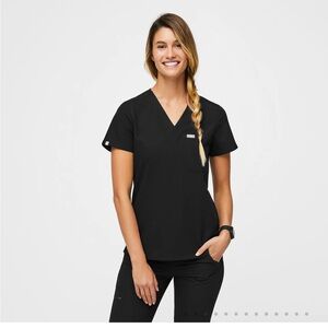 Extra small, black figs, scrub set.